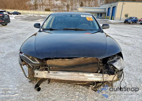 2013 Audi A4 Premium z USA, uszkodzony, nr VIN WAUDFAFL4DN027876